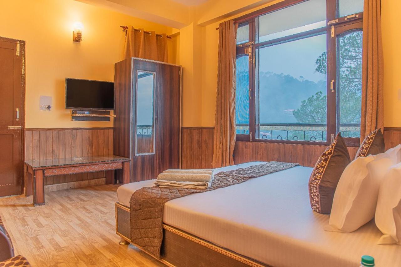 Pine Villa Kasauli Exterior photo