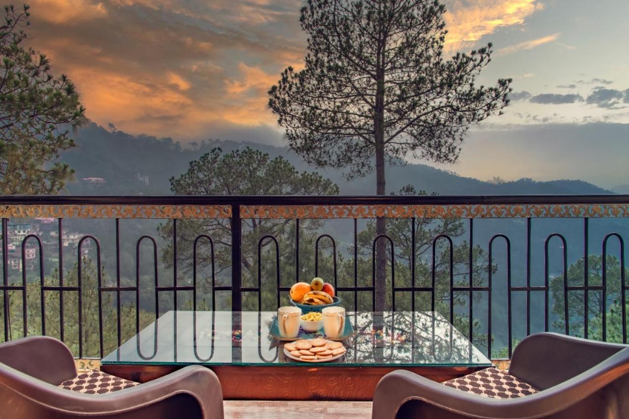 Pine Villa Kasauli Exterior photo